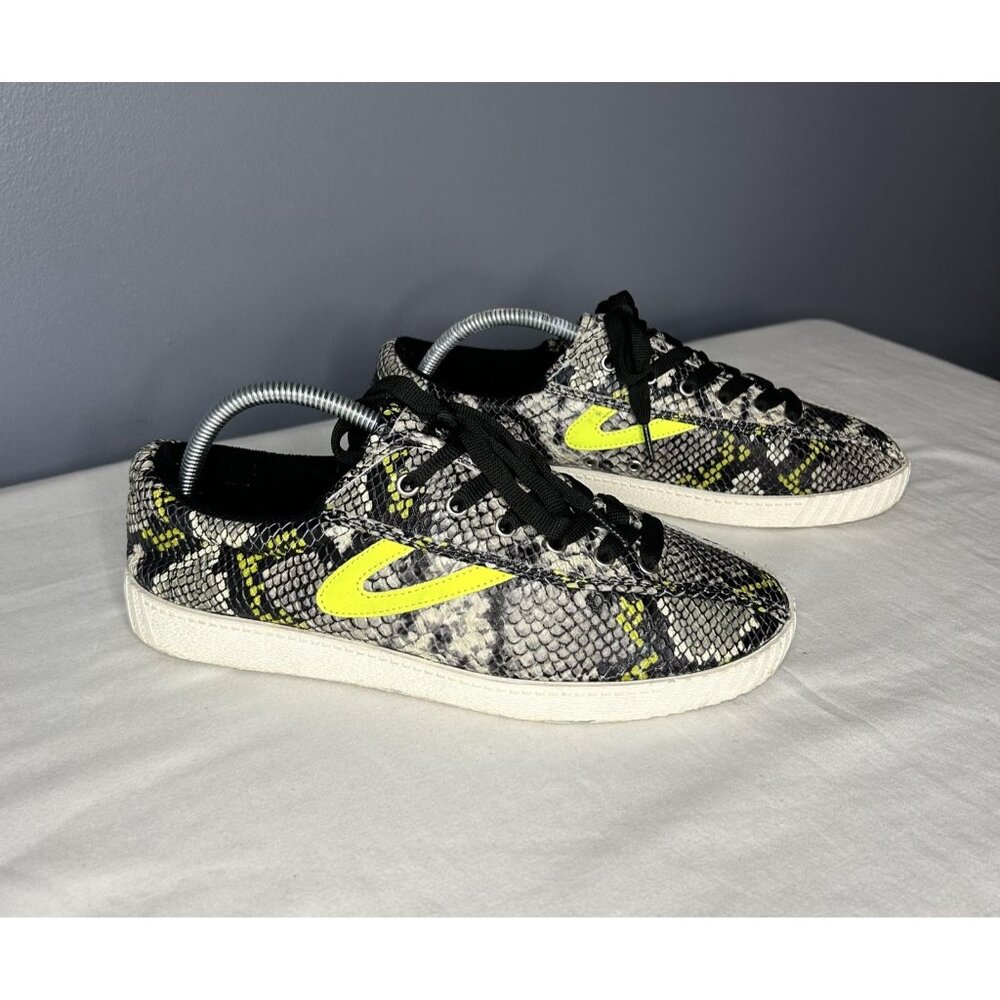 Tretorn Nylite 41 Plus Shoes Womens Size 9.5 Snake Print Neon Yellow Leather - Picture 6 of 16